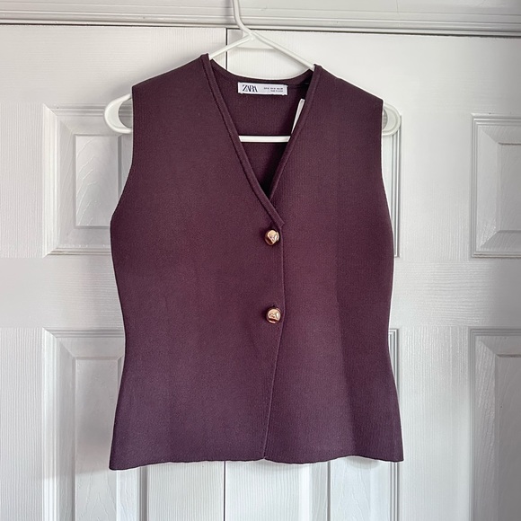 NWT - ZARA Knit gold button top - Picture 4 of 5